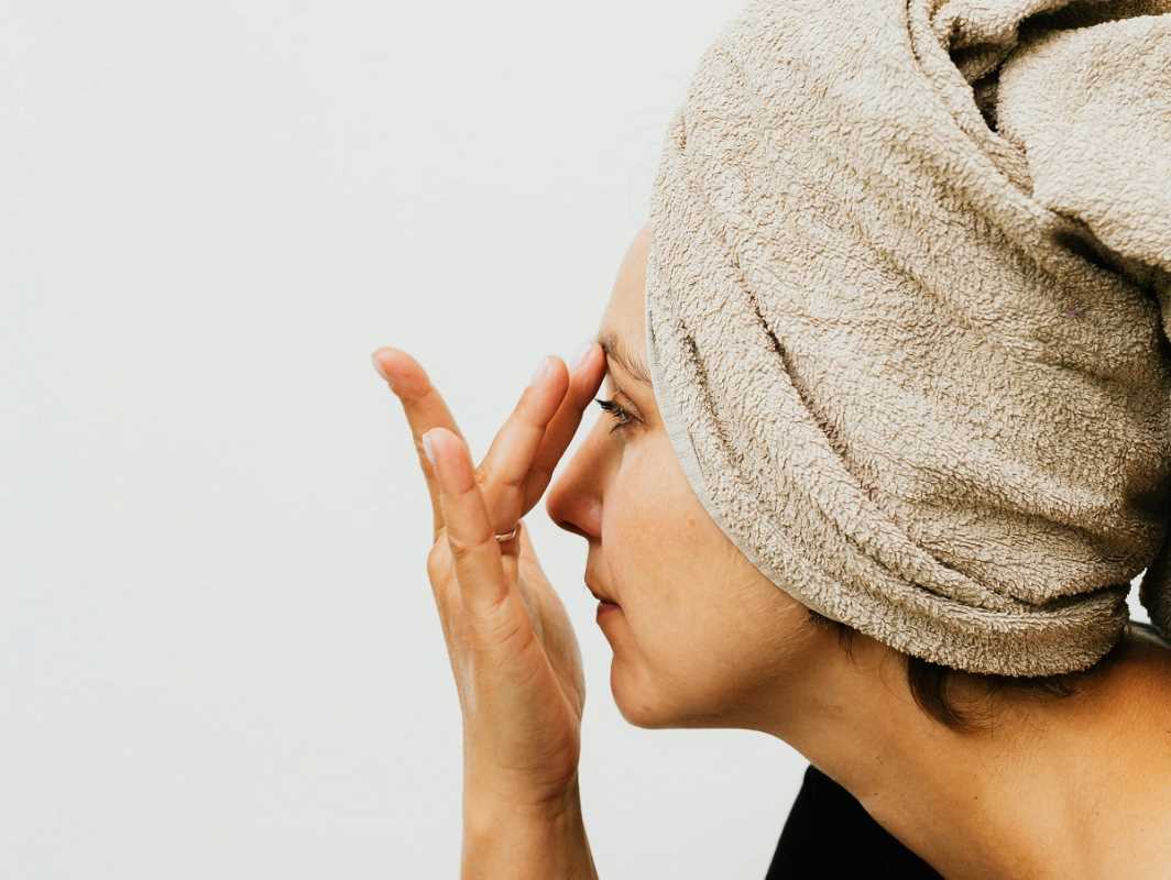 Menopausal Acne Medications for Happier Skin